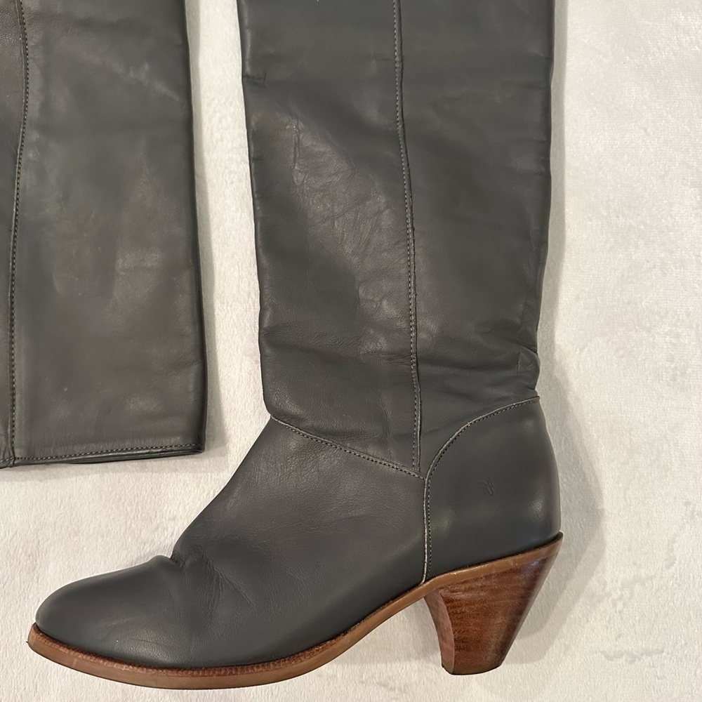 Vintage FRYE Dark Gray Leather Pull On Tall Heeled Boot Sz 7M C2163 cuff or tall - Picture 4 of 14